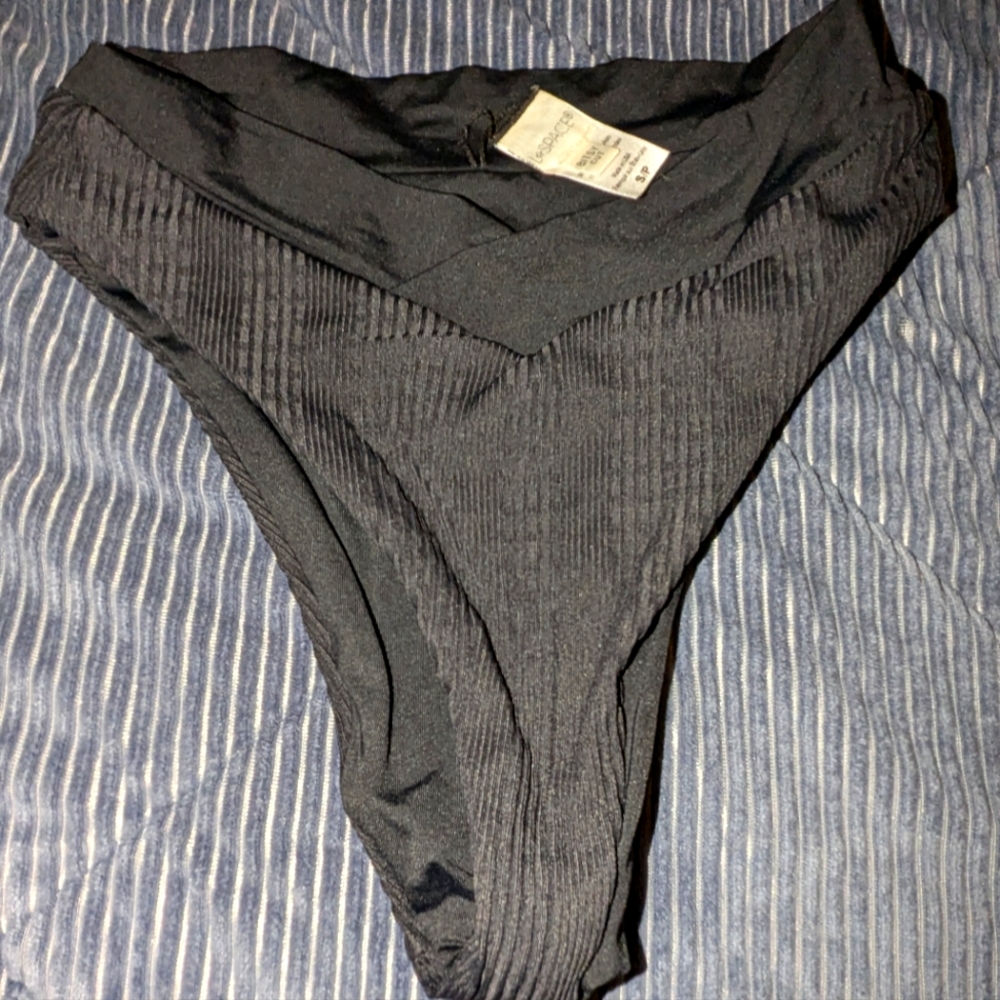 L*space cross over bikini bottoms